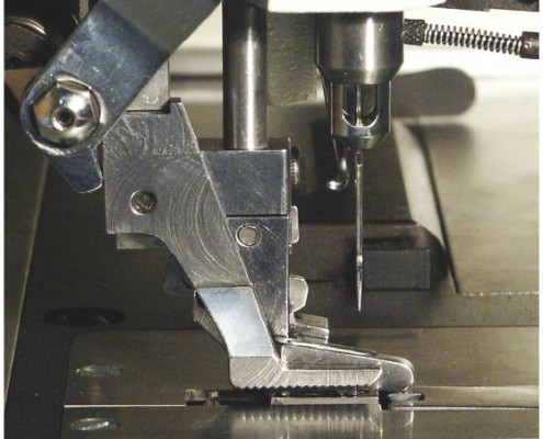INDEL - AMF REECE DECO 2000 - Decorative Hand Stitching Machine 3